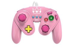 WIIU WIRED FIGHT PAD PEACH